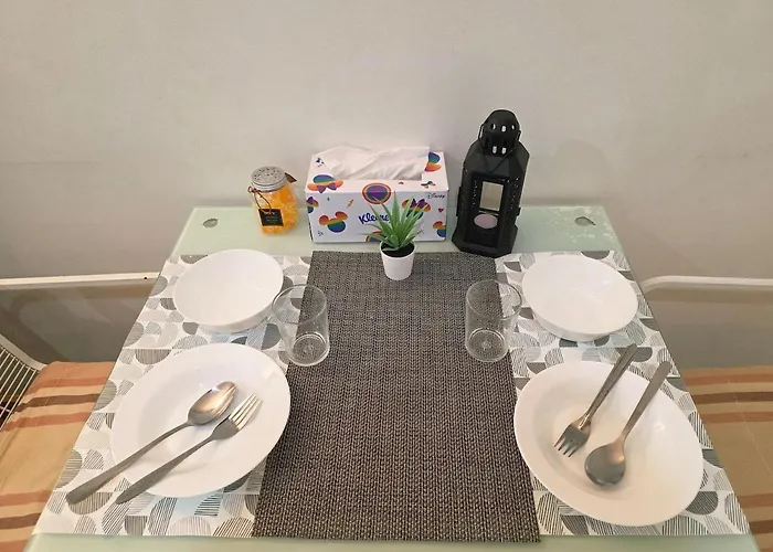 Super Spacious View Close To King Power Mahanakhon Pixel Building Silom Road Patpong Night Market 2 Minutes To Bts Rail Transit Bourgeois Lifestyle Neighborhood アパート
