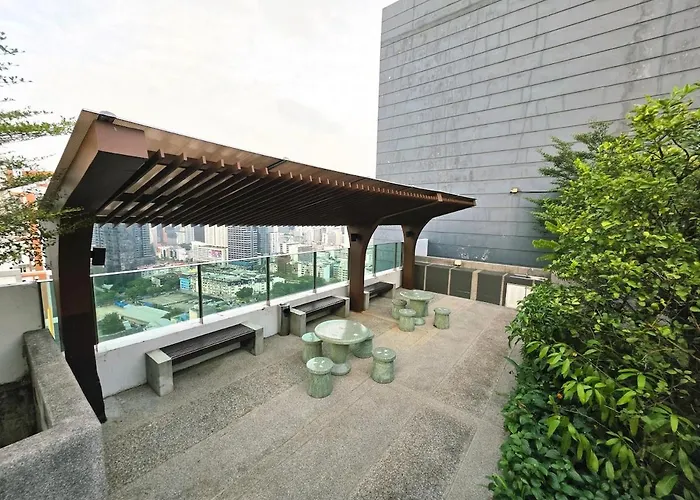 Super Spacious View Close To King Power Mahanakhon Pixel Building Silom Road Patpong Night Market 2 Minutes To Bts Rail Transit Bourgeois Lifestyle Neighborhood バンコク都