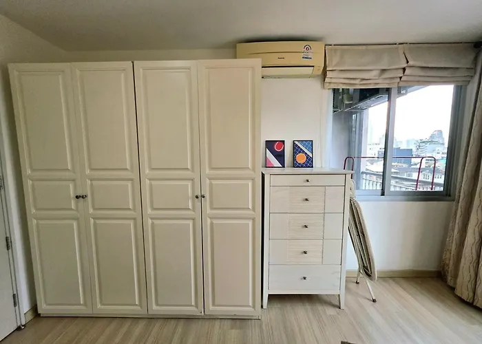 Super Spacious View Close To King Power Mahanakhon Pixel Building Silom Road Patpong Night Market 2 Minutes To Bts Rail Transit Bourgeois Lifestyle Neighborhood *