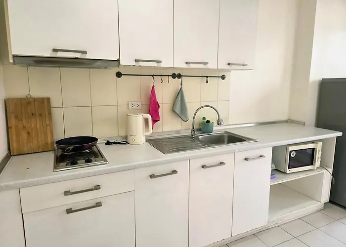 Super Spacious View Close To King Power Mahanakhon Pixel Building Silom Road Patpong Night Market 2 Minutes To Bts Rail Transit Bourgeois Lifestyle Neighborhood