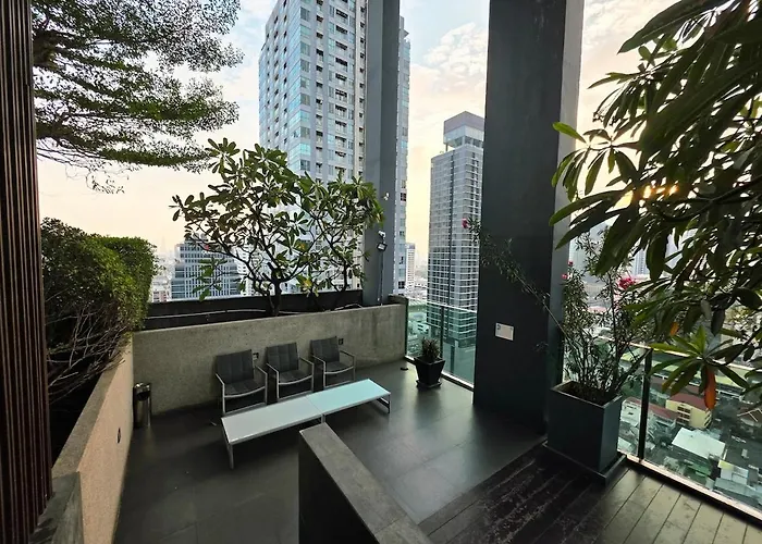 Super Spacious View Close To King Power Mahanakhon Pixel Building Silom Road Patpong Night Market 2 Minutes To Bts Rail Transit Bourgeois Lifestyle Neighborhood *