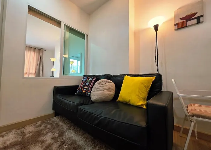 アパート Super Spacious View Close To King Power Mahanakhon Pixel Building Silom Road Patpong Night Market 2 Minutes To Bts Rail Transit Bourgeois Lifestyle Neighborhood バンコク都