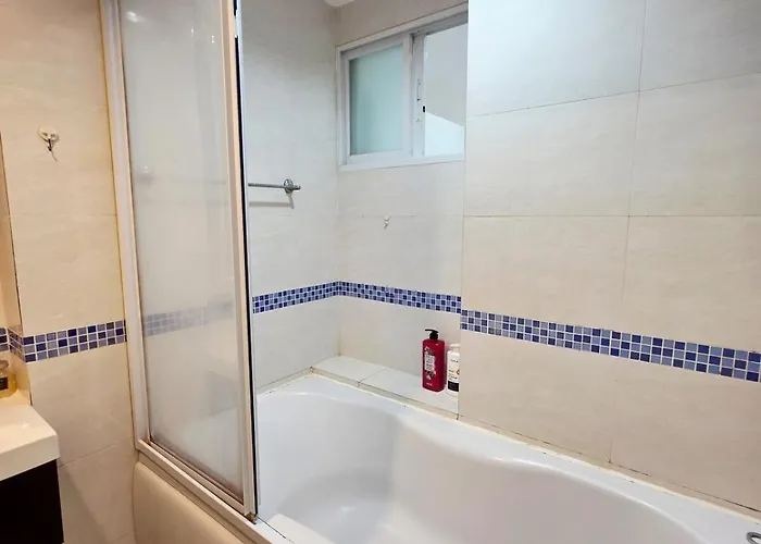 Super Spacious View Close To King Power Mahanakhon Pixel Building Silom Road Patpong Night Market 2 Minutes To Bts Rail Transit Bourgeois Lifestyle Neighborhood バンコク都